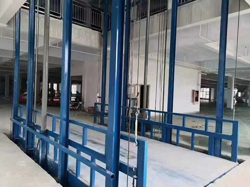 導(dǎo)軌式升降平臺(tái) 導(dǎo)軌式升降平臺(tái)